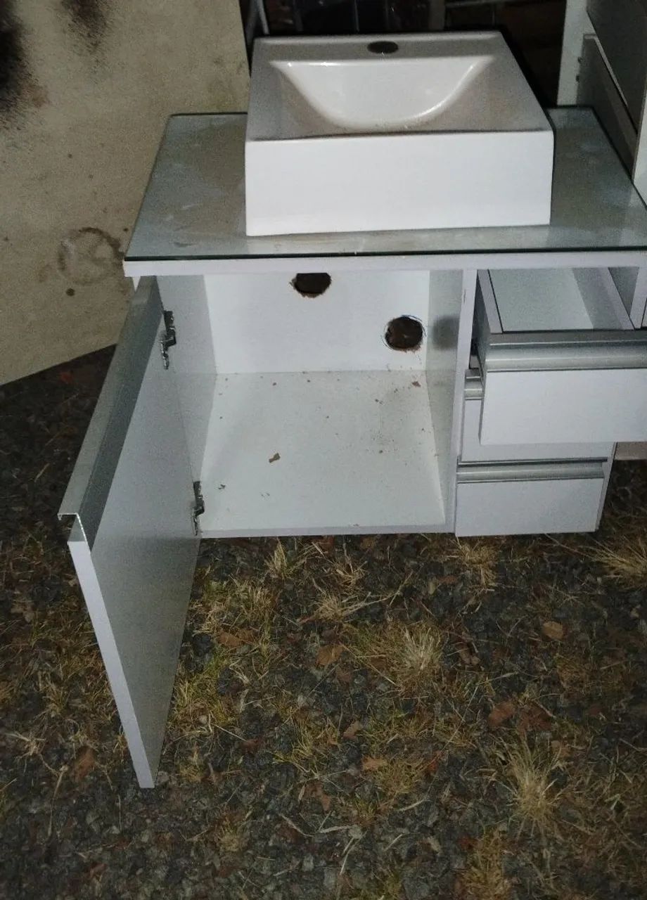 Balcão pequeno de manheiro lindo - Foto 4