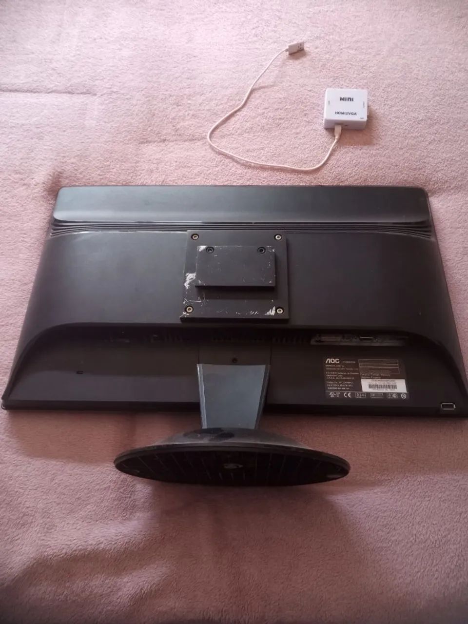 Monitor AOC s/ entrada HDMI c/ adaptador VGA pra hdmi 21.5 - Foto 2