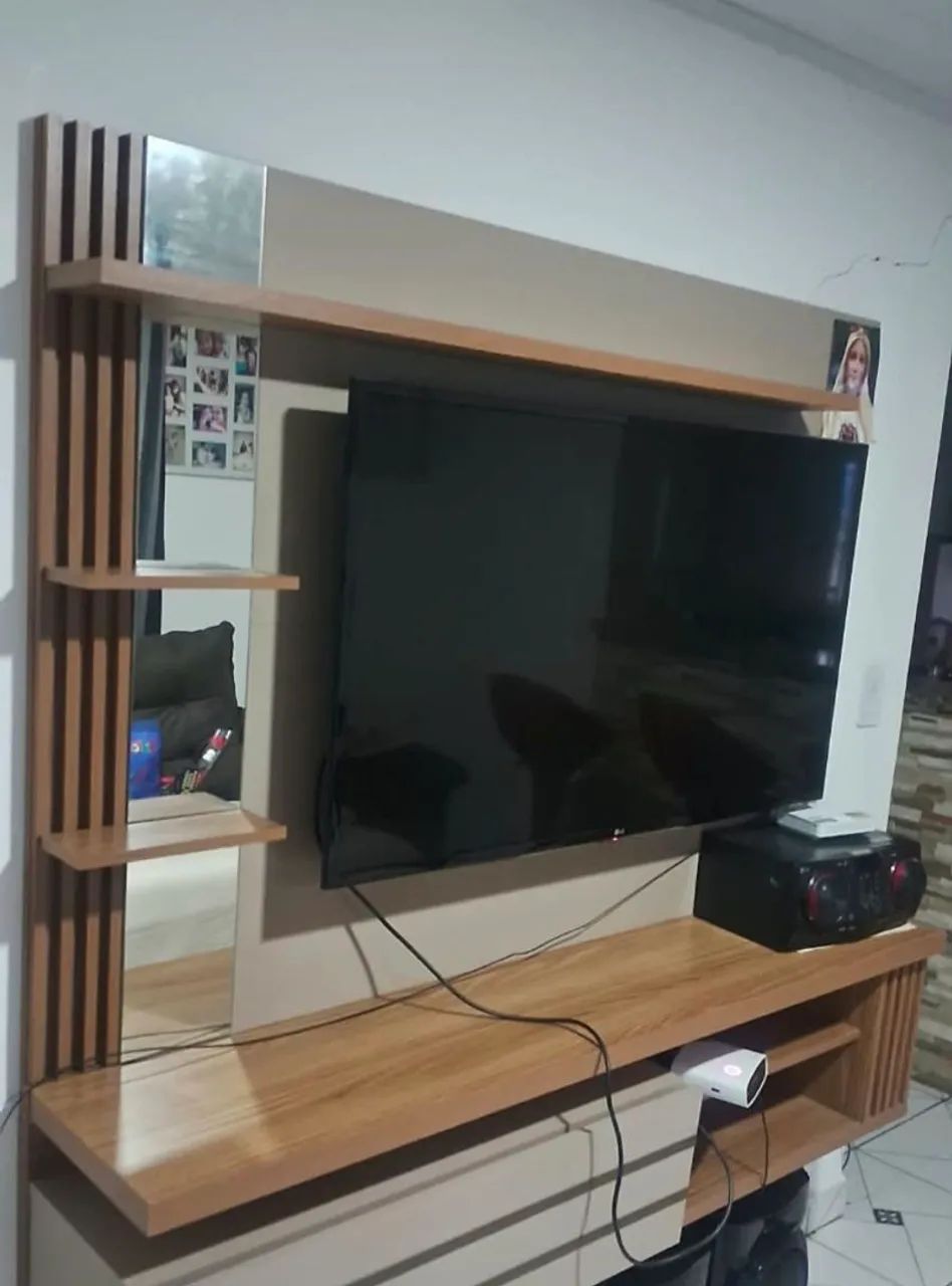 Rack bancada com painel de TV