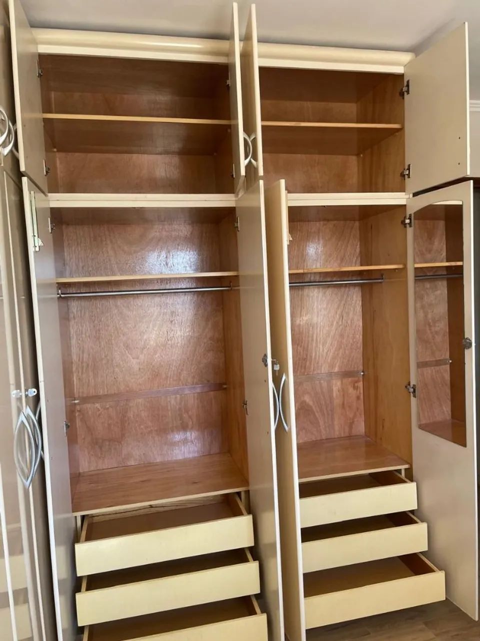 Guarda roupa 8 portas - Foto 4