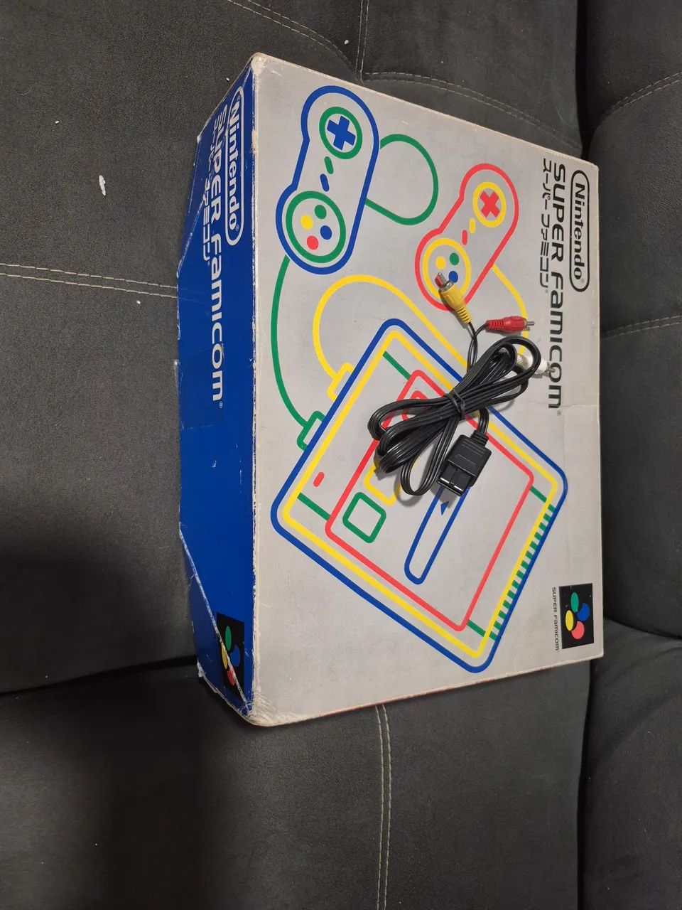 Super Famicon na caixa