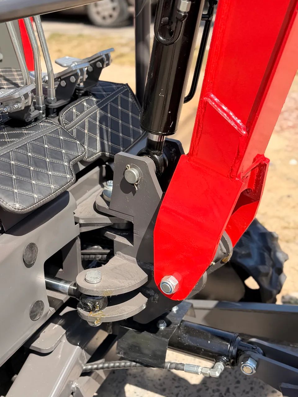Mini escavadeira 1800kg  - Foto 4