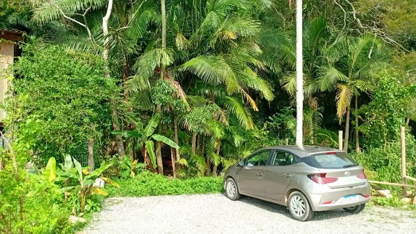 Área comercial e residencial 