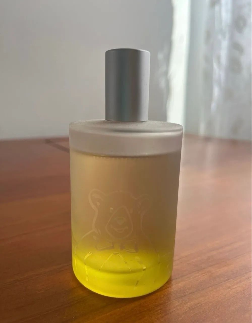 Colônia de bebê granado 