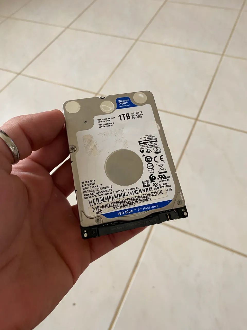 HD 1TB de notebook ( funciona em pc )