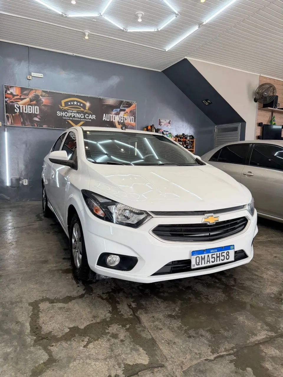 Chevrolet Onix Hatch LT 1.0 8V Flex Mec. 4P 2018