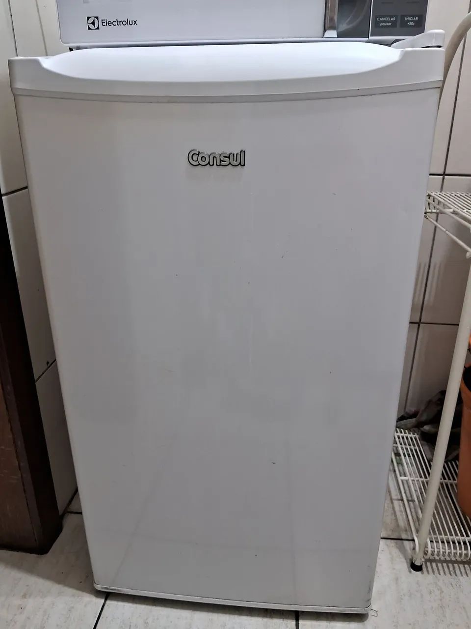 Frigobar Consul 127v CRC22CBANA