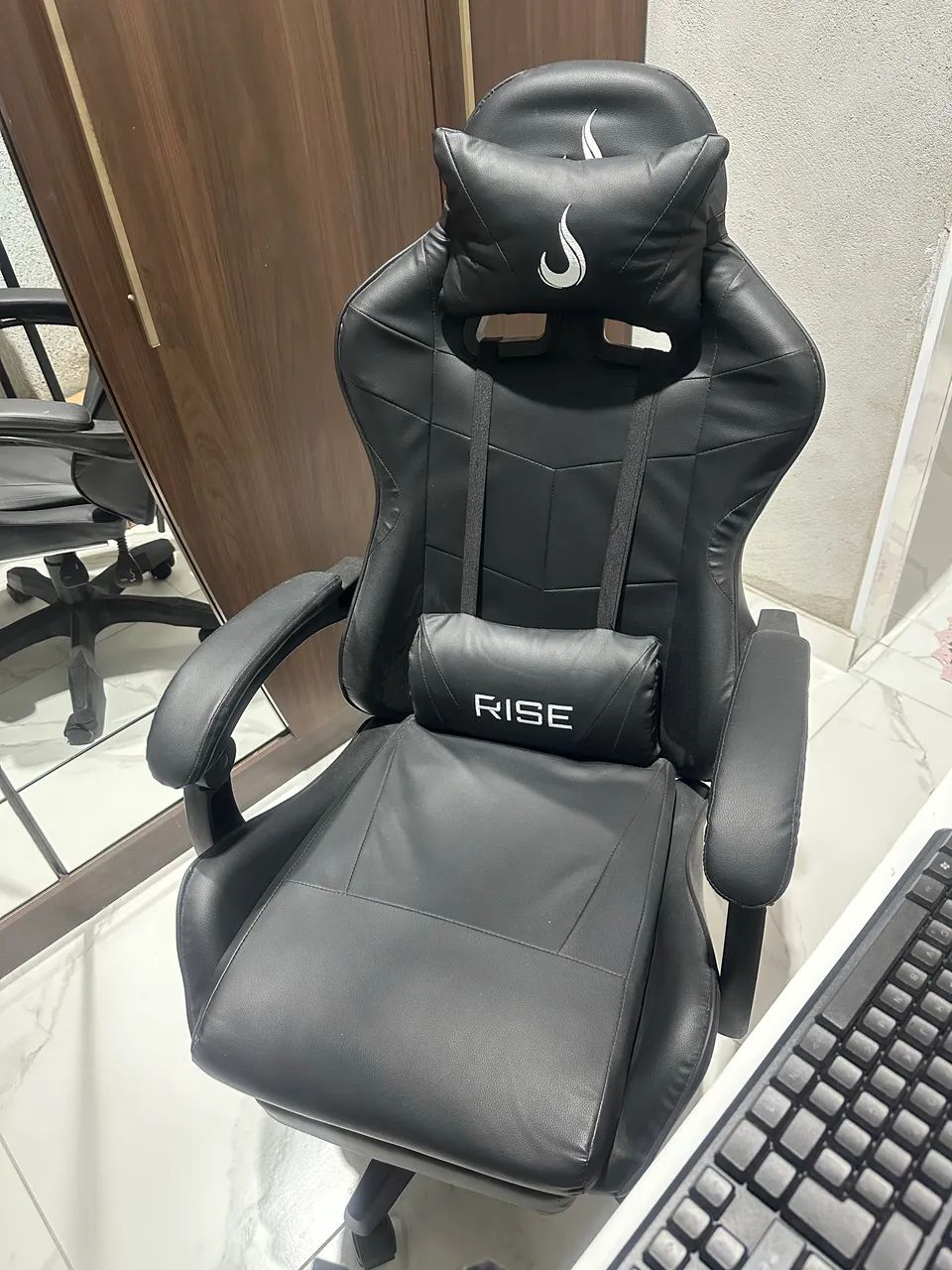 Cadeira gamer Novinha Preço de Desapego