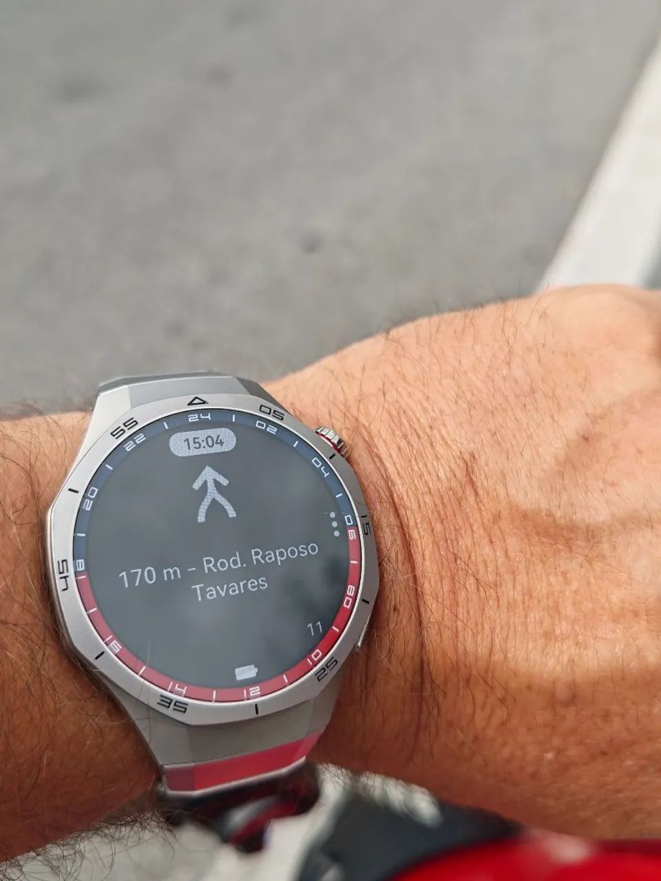 Vendo Huawei watch GT5 pro Titanium  - Foto 2