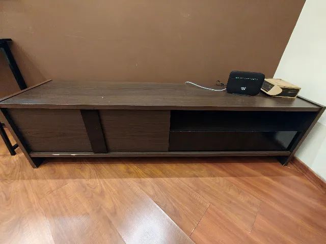 Rack de madeira para sala - Foto 3