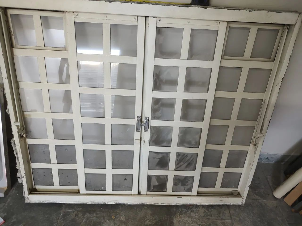 Janela Sasazaki 1.20x1,00 valor R$190 a retirar Planalto Paulista 