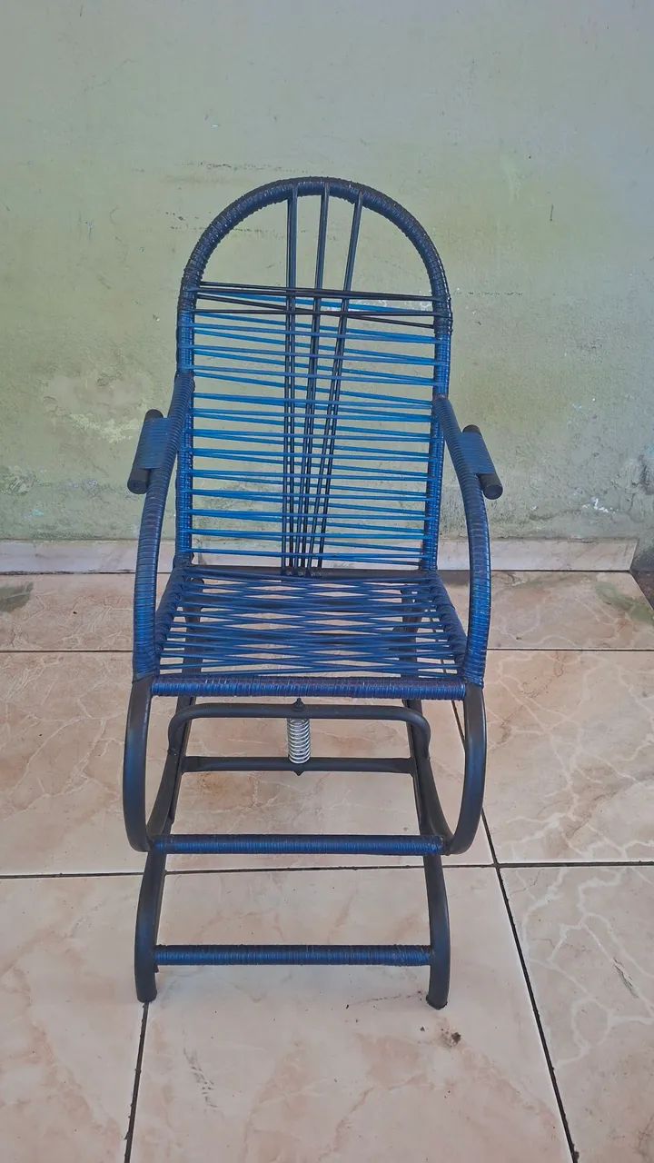 Cadeira de macarrão infantil. 