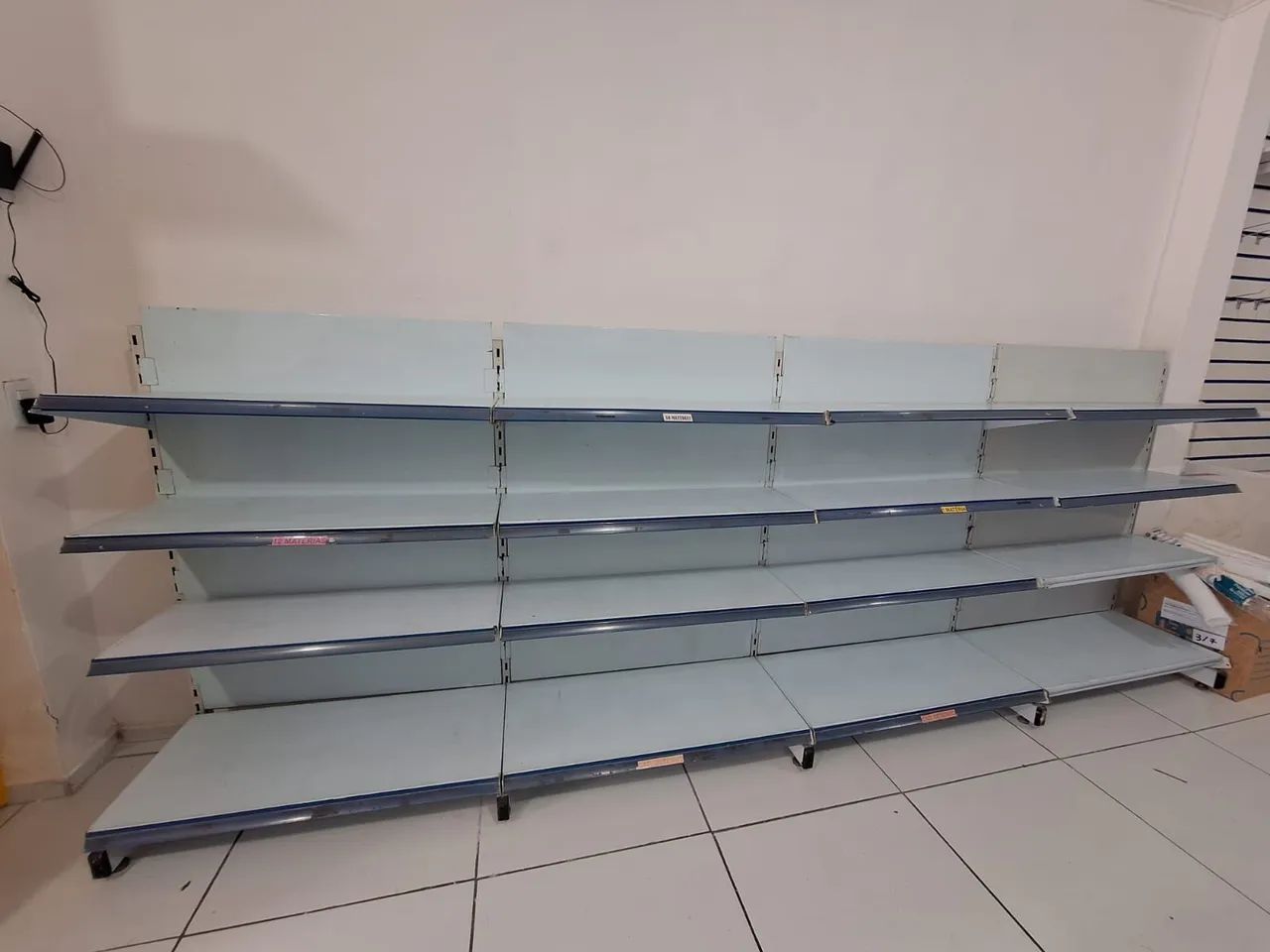 Vendo Prateleira 