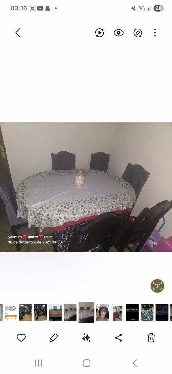 Linda mesa de 6 cadeiras maciça estou vedendo barato pq comprei uma de 4 cadeiras 