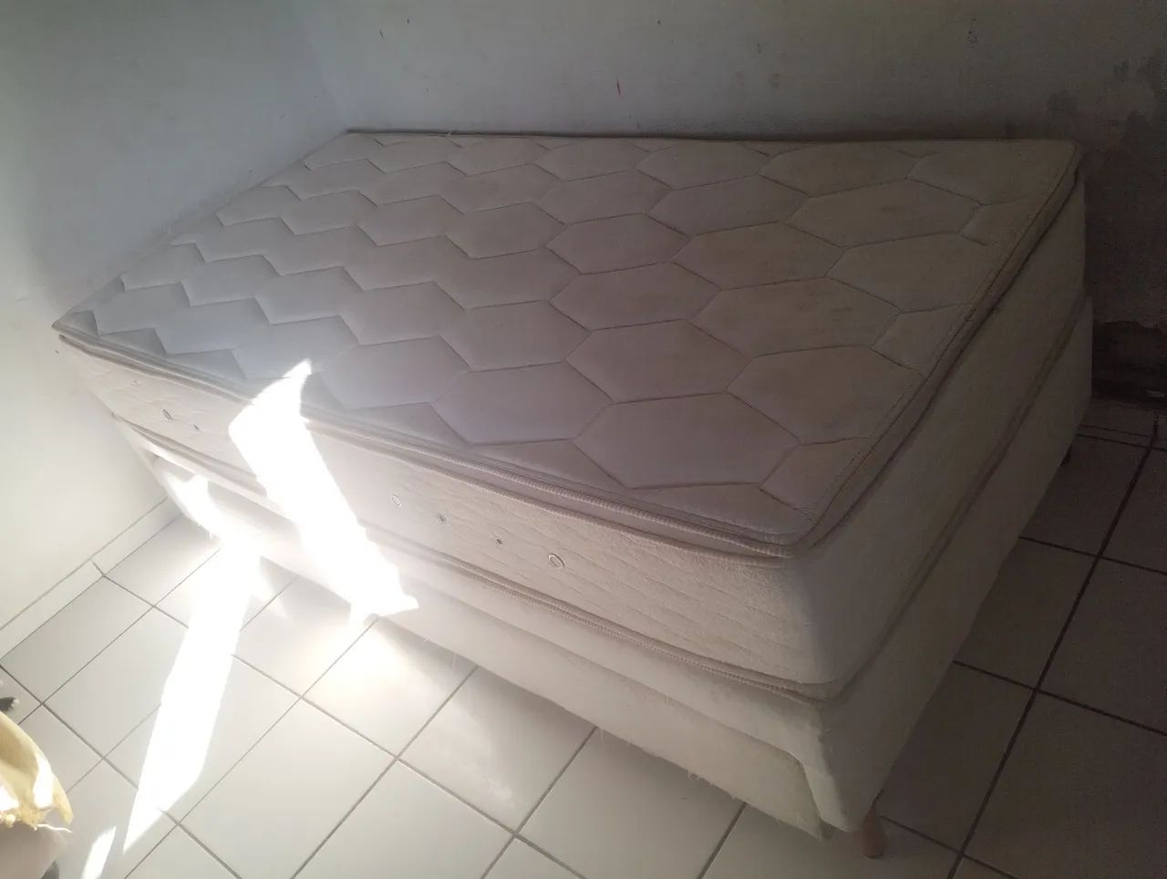Cama box solteirão com auxiliar 