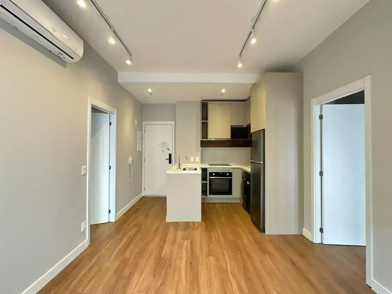 Apartamento (semi mobiliado) locação com 60m2 com 2 dormitórios em Higienópolis - São Paul