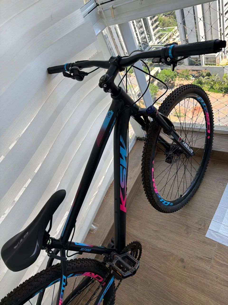 Bicicleta shimano  aro 29 24v - Foto 2