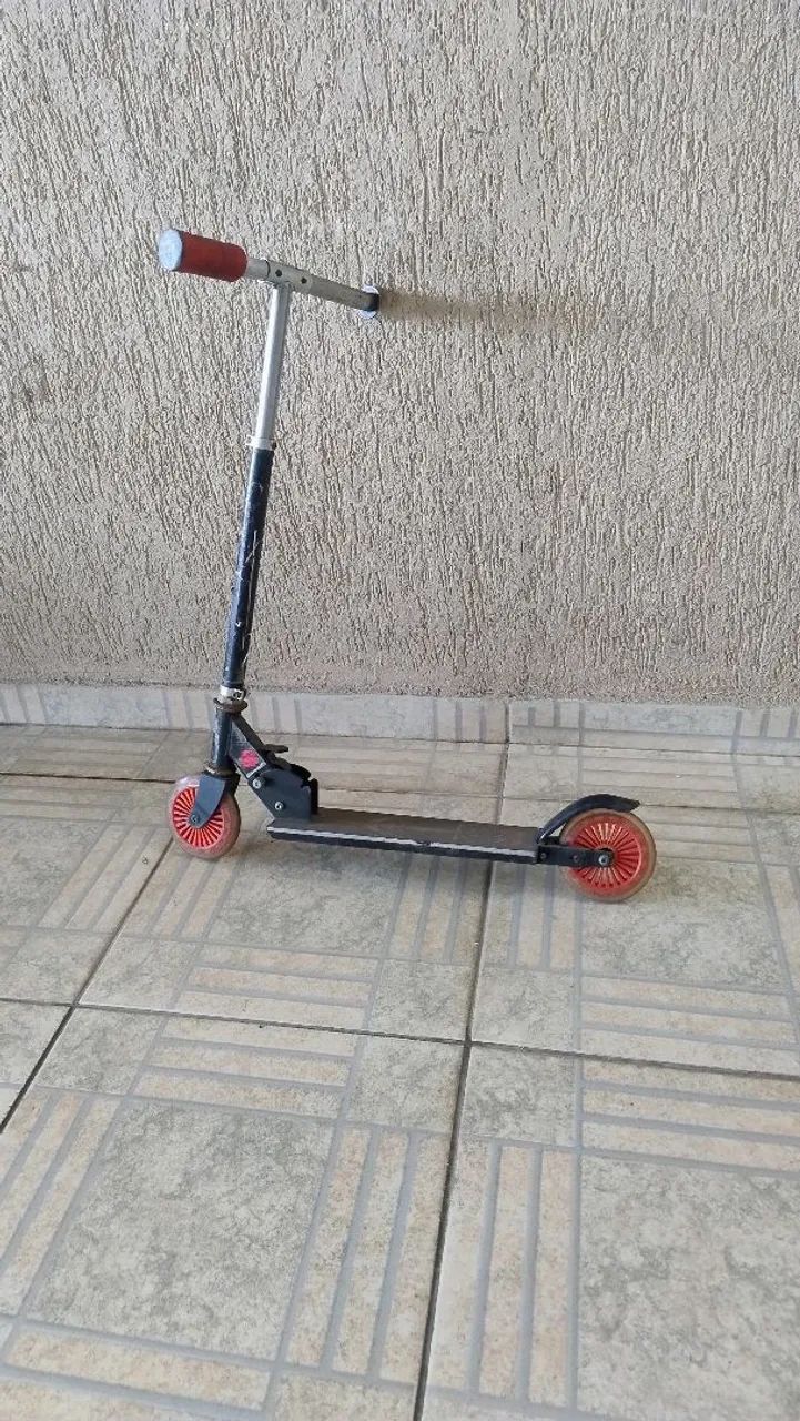 2 patinetes + 1 skate infantil  - Foto 3