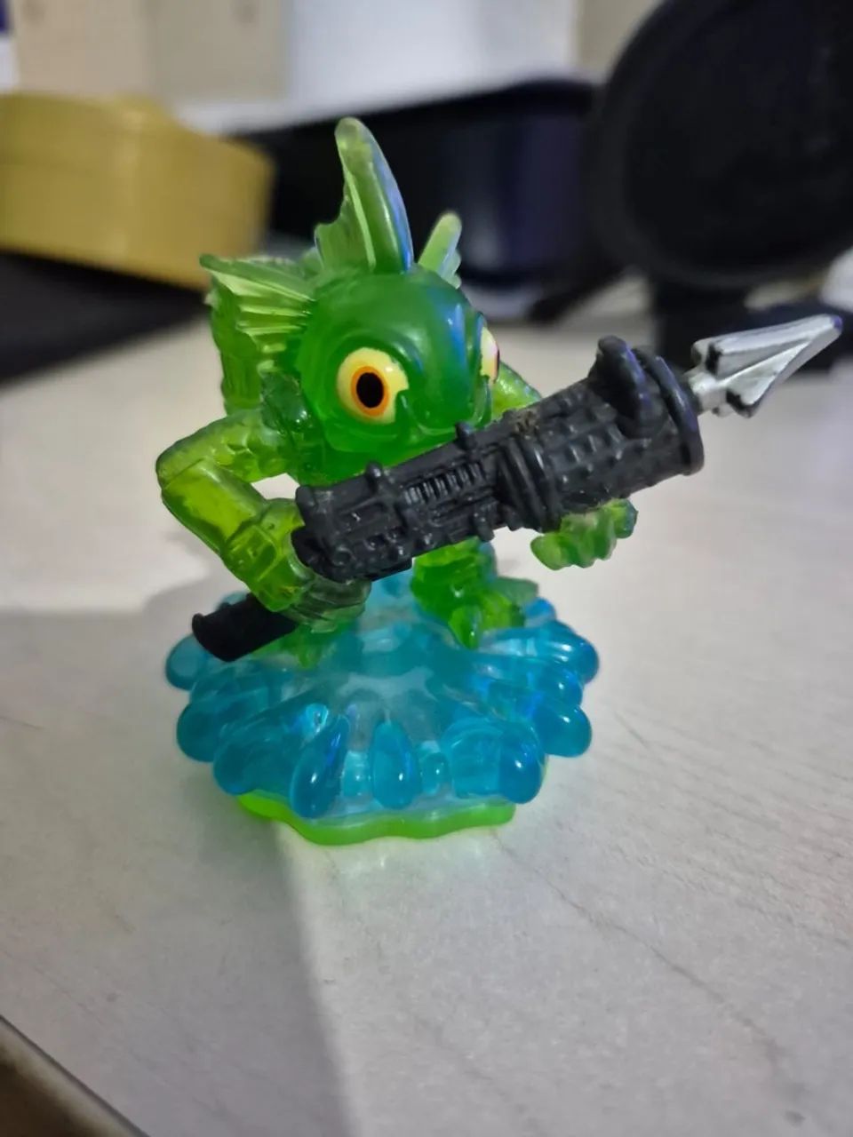 Gill grunt tranlucend skylander