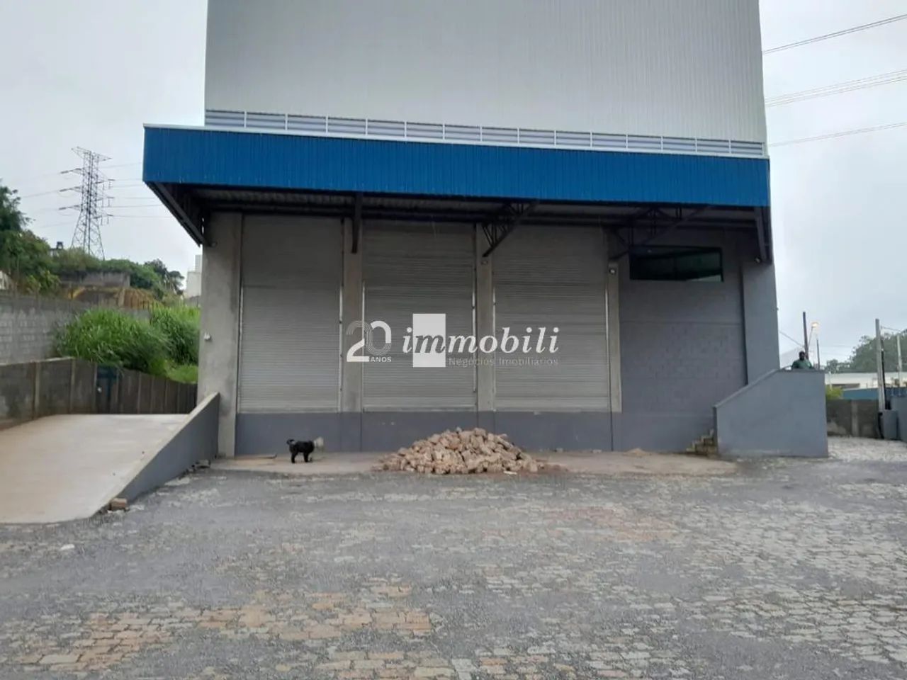 Galpão 800 m2 área construída 820 m2 área total terreno 1.976,52 m2 - Foto 2