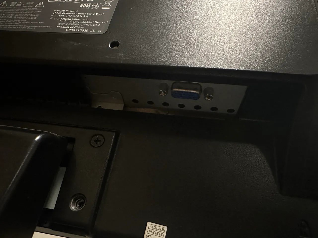 Monitor HP 20? polegadas modelo HP v185es - Foto 4