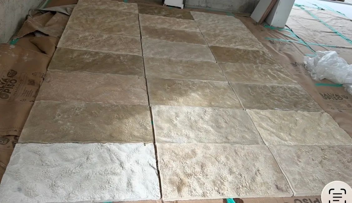 Vendo revestimento Vulcan Fendi aproximadamente 40 m