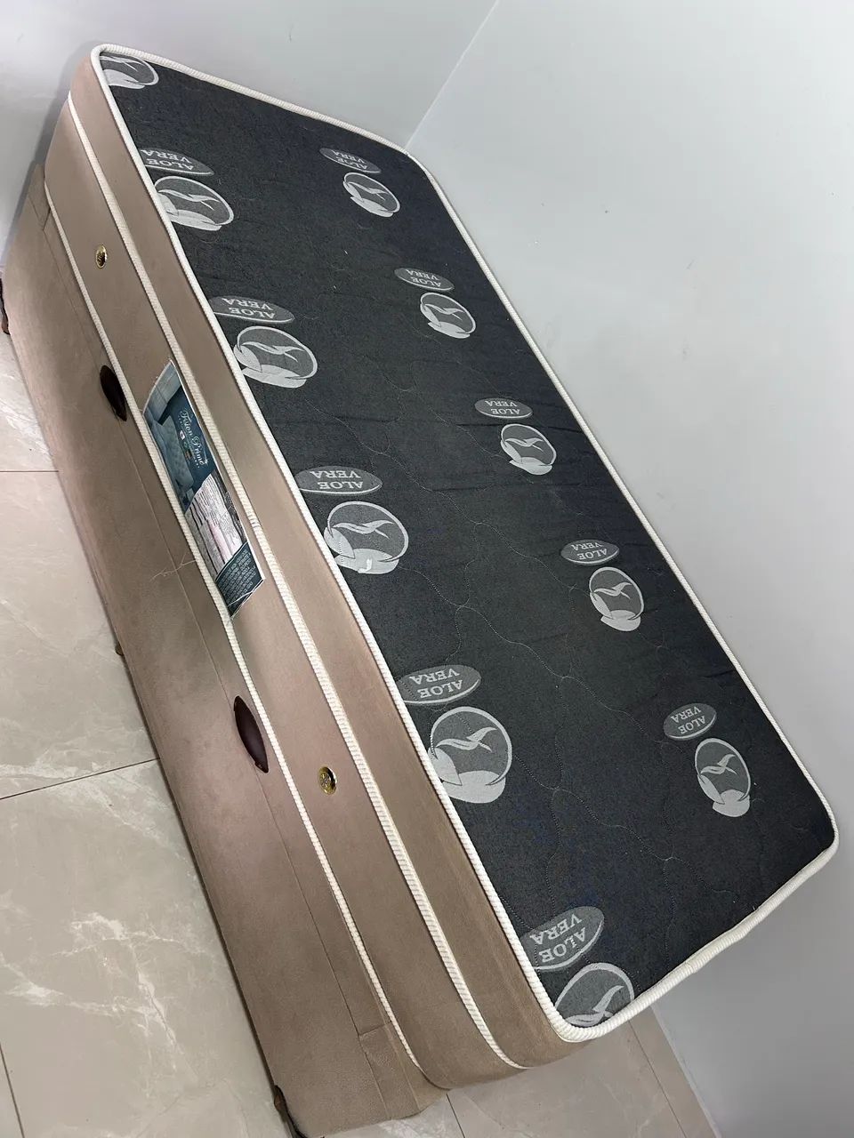 Cama solteiro baú 