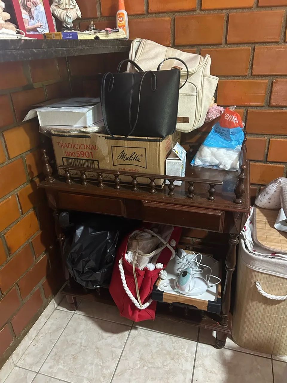 MESA DE BEBIDAS 