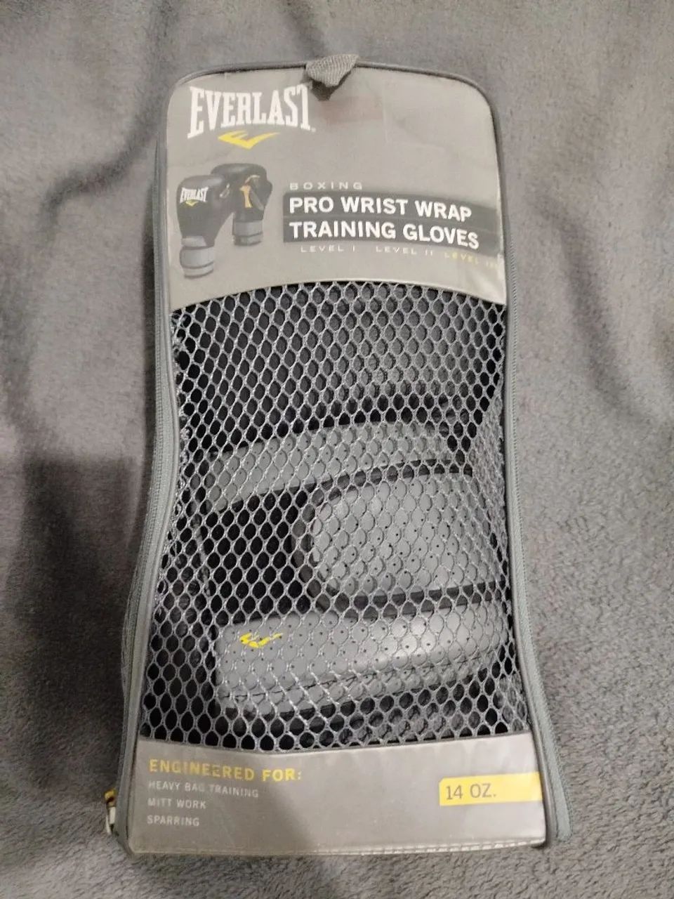 luva de boxe Everlast couro genuíno