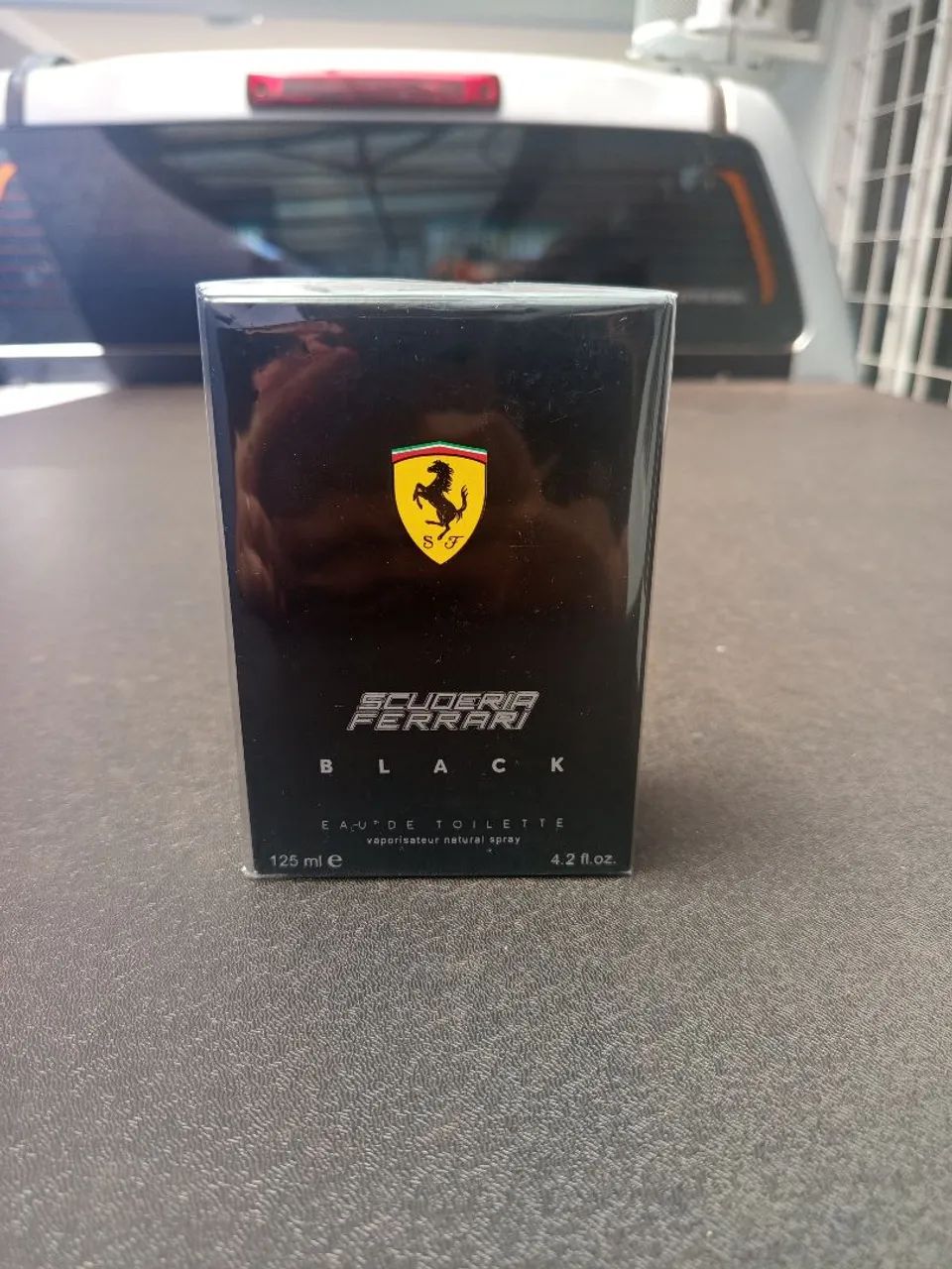 Ferrari Black 125ml masculino