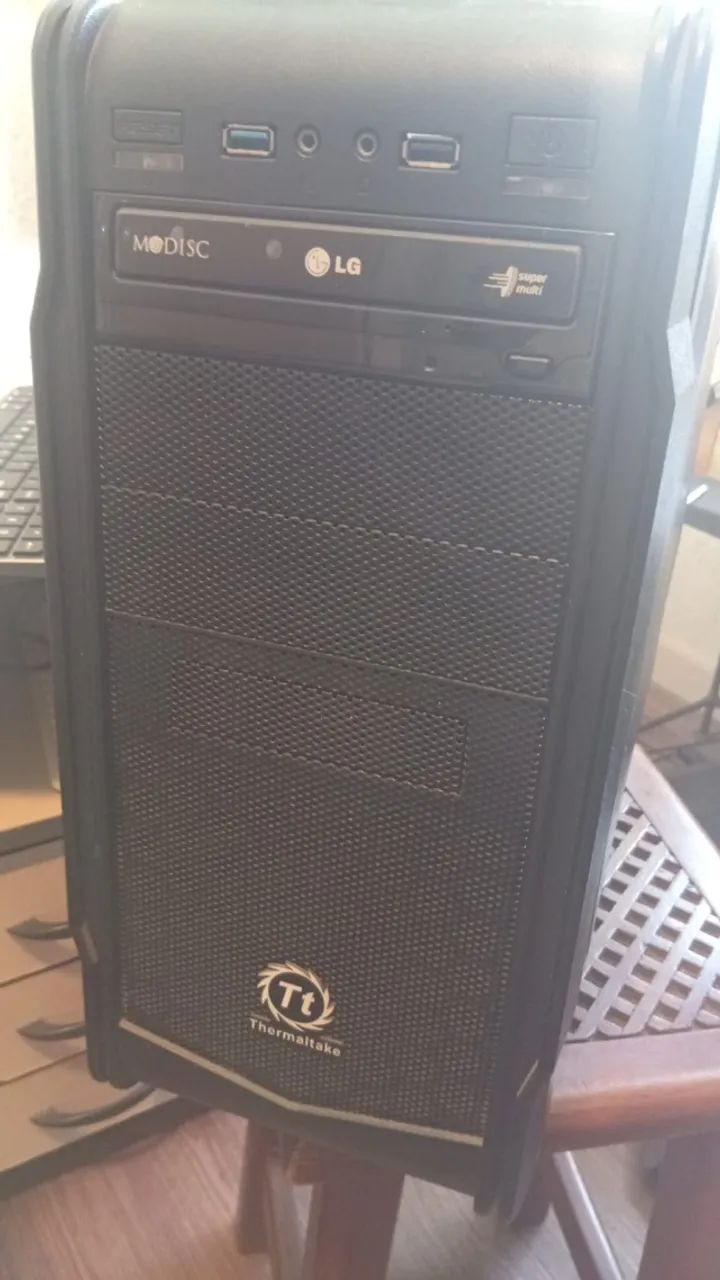 Hackintosh. Computador desktop, pronto para produção musical.