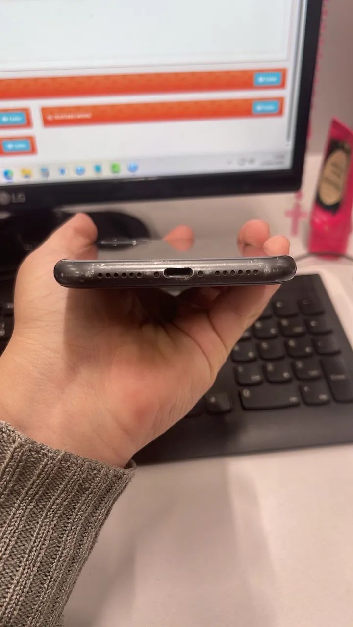 iPhone 11 em ótimo estado  - Foto 5