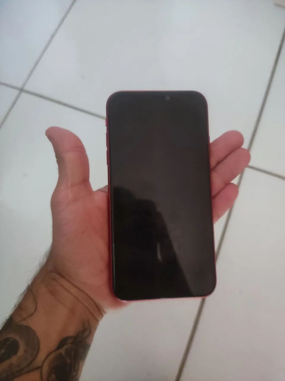 iPhone 11 vermelho - Foto 3