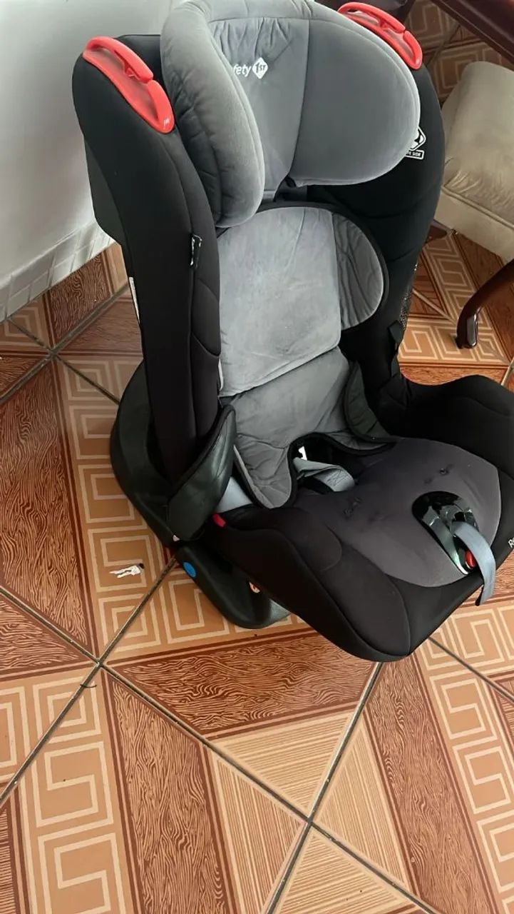 Cadeirinha bebê conforto 