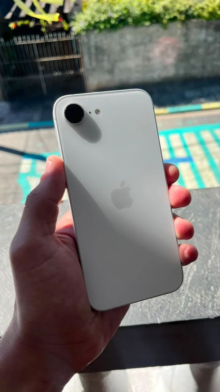 iphone 16E 128 Branco 
