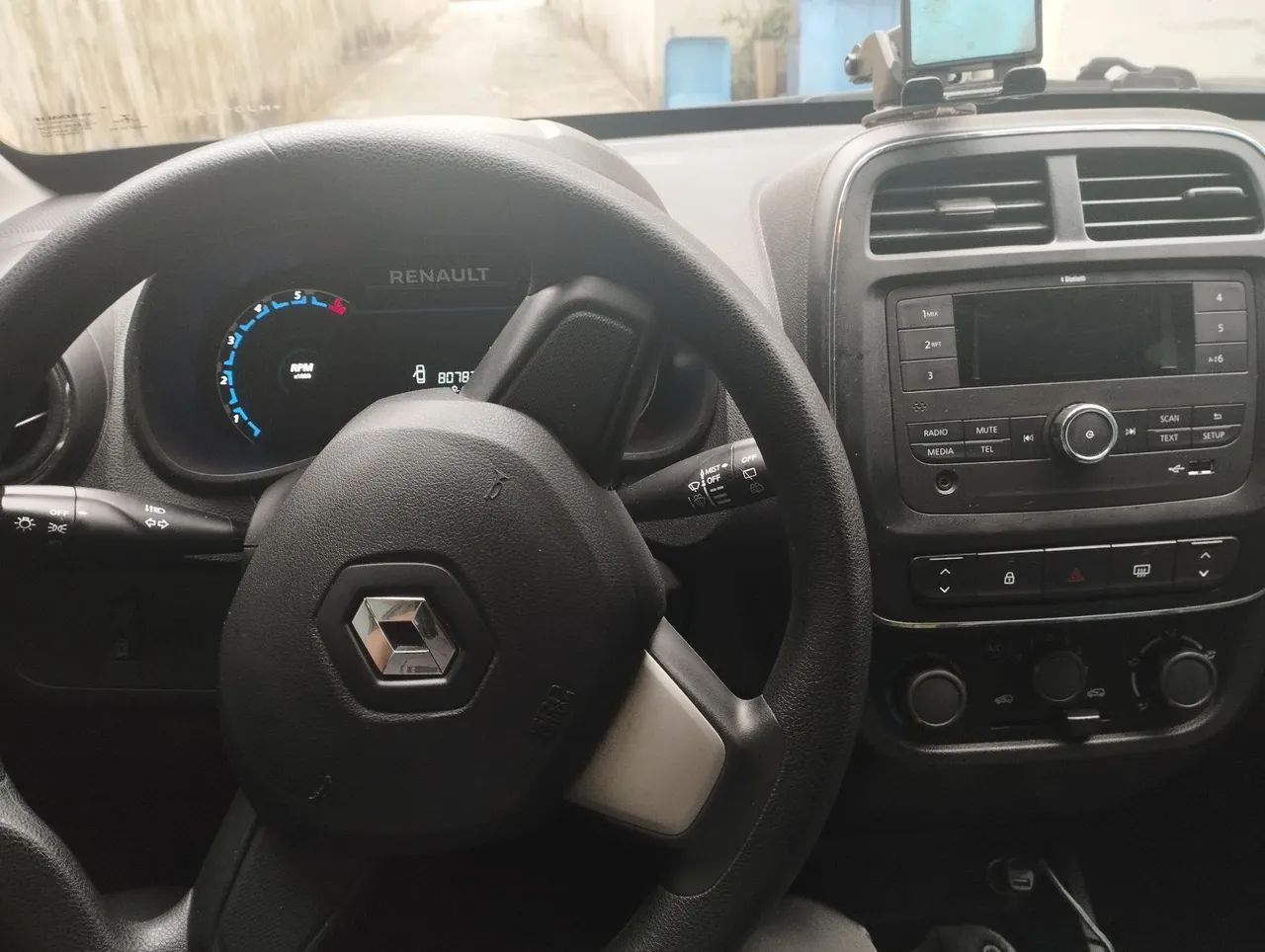 Alugo kwid 700$ semanal  - Foto 5