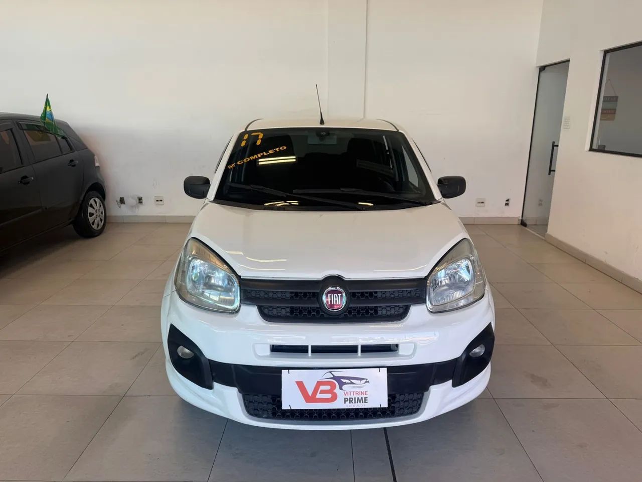 Fiat Uno Attractive 1.0 Flex 6V 5P 2017 - Foto 2
