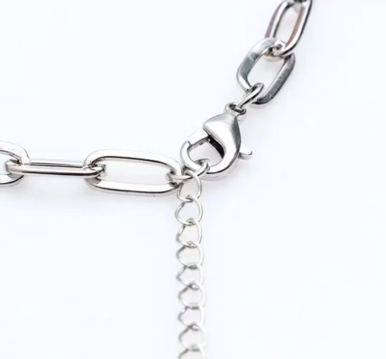 Kit 3 Pulseiras BTS BT21 prata - Foto 5