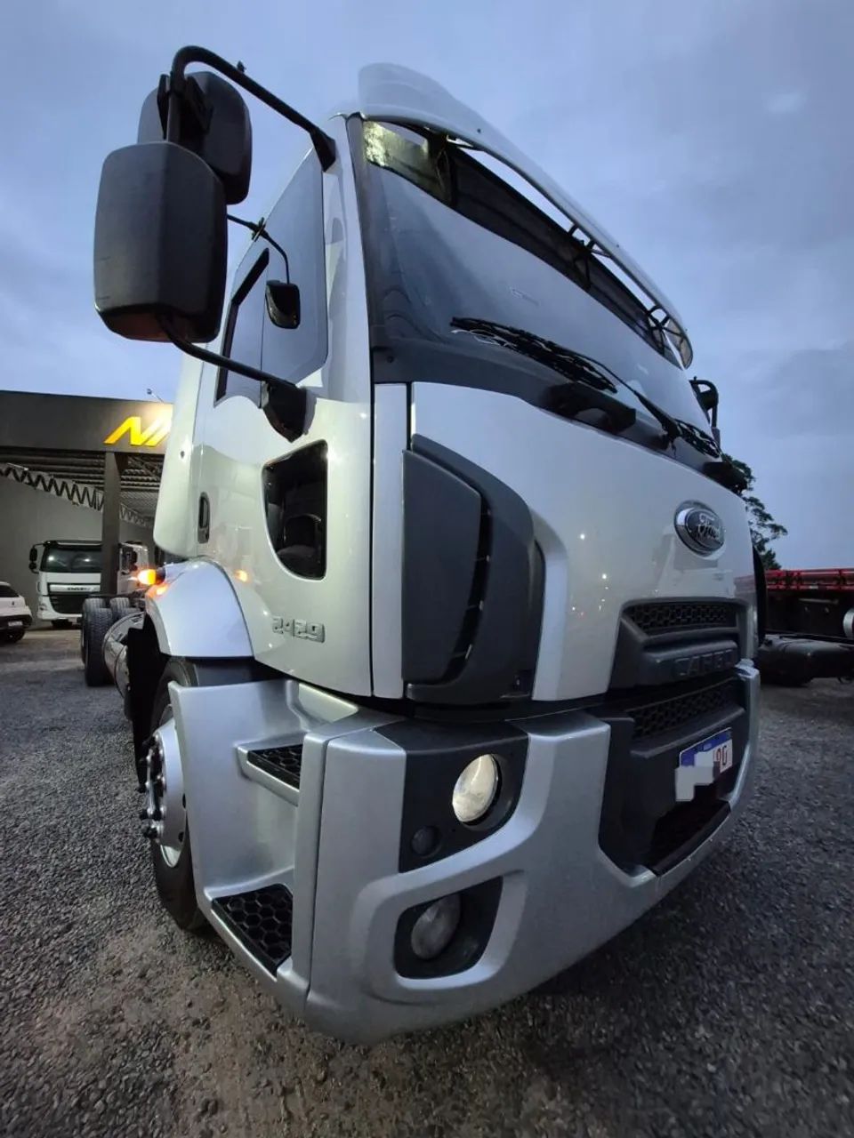 Ford Cargo 2429 6x4 - Foto 4