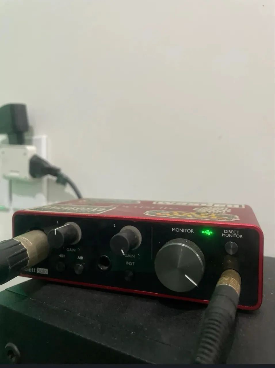 Monitor Edifier e Placa de Audio Focusrite - Foto 3