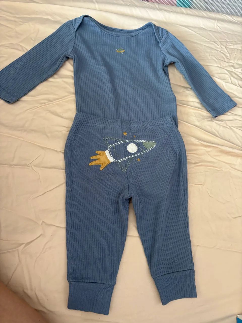 Conjunto carters 6 meses 