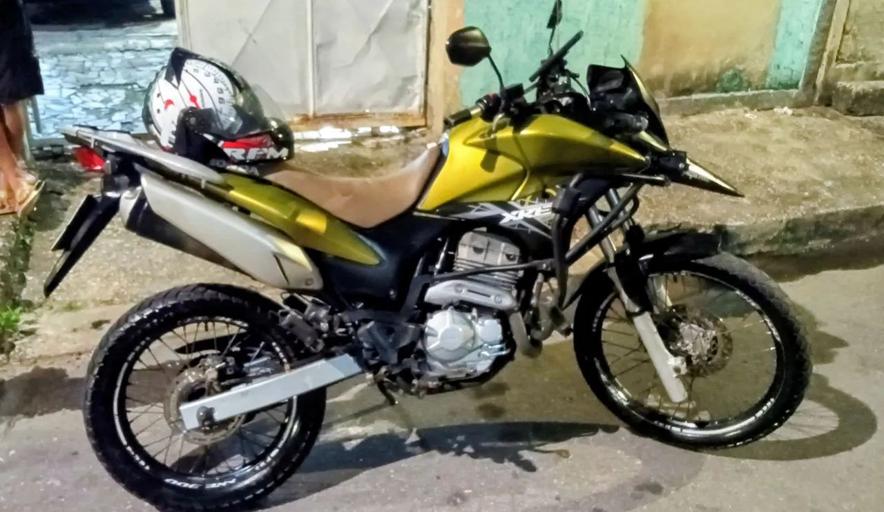 XRE 300
