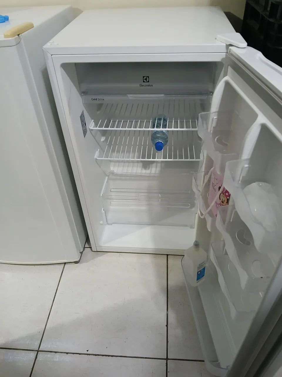 Frigobar electrolux R122 - Foto 3
