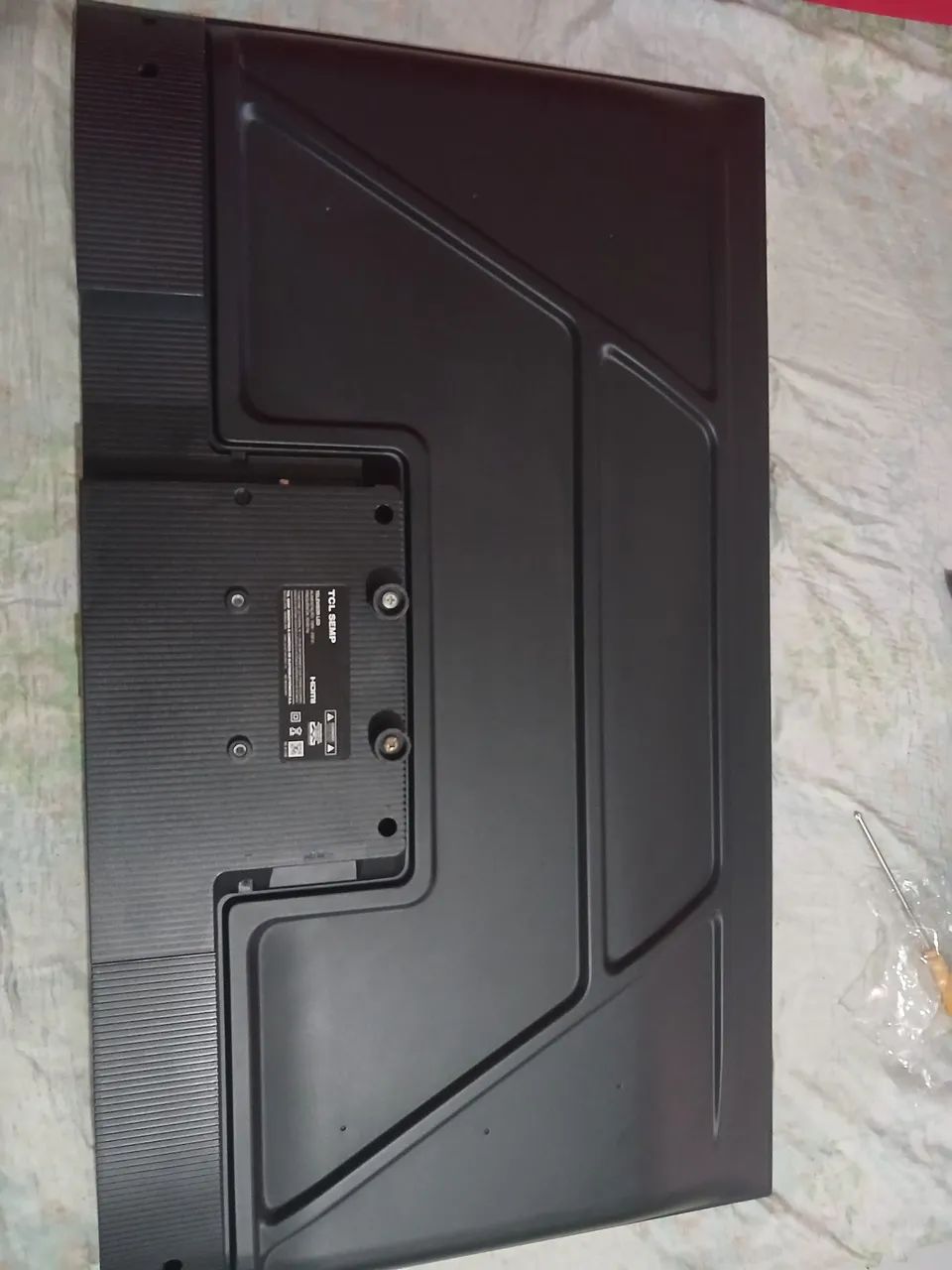 Tv tcl 43p com defeito nos leds - Foto 2