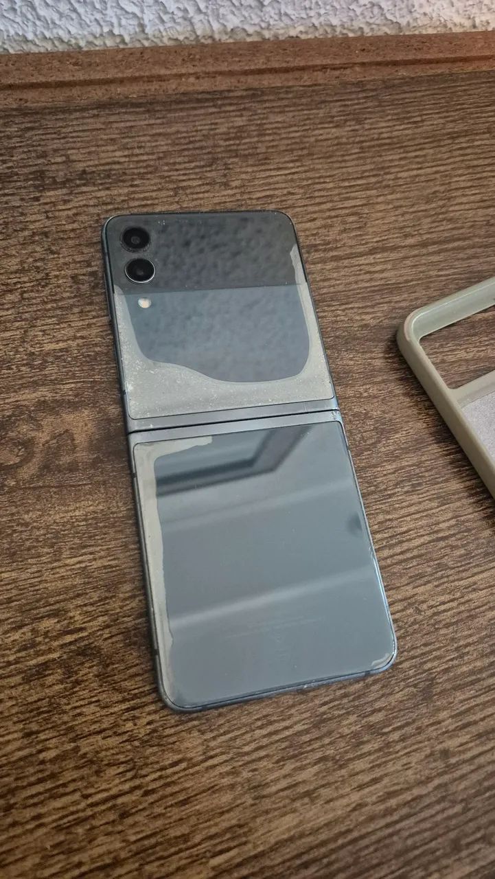 Galaxy ZFlip3 + Buds Pro (Possui NF) - Foto 2
