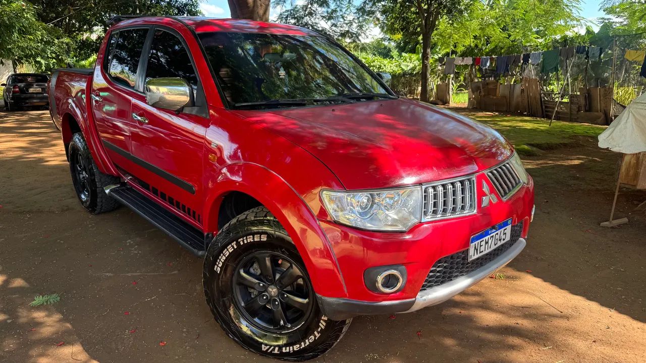 Mitsubishi L200 2013