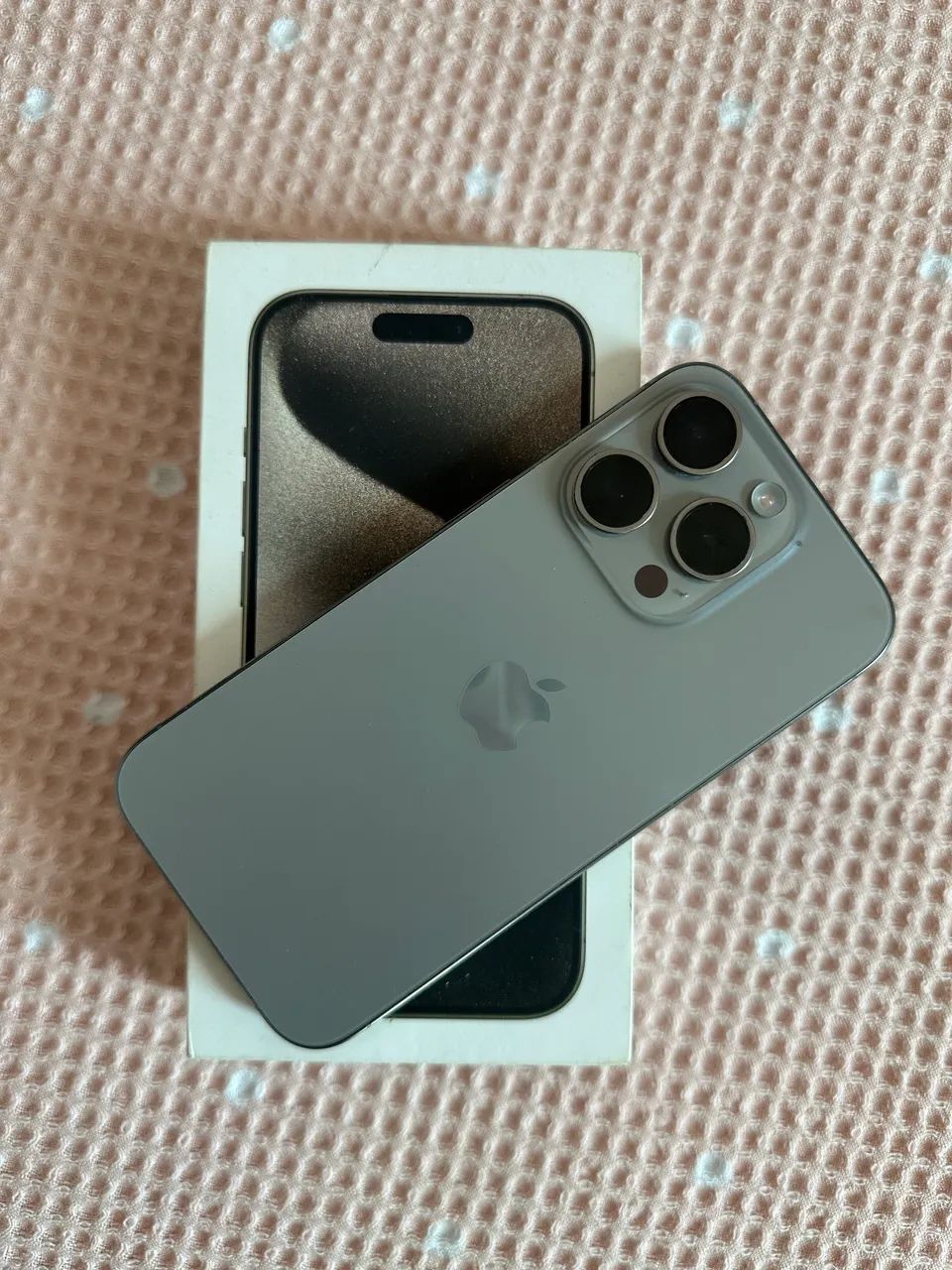 Vendo iphone 15 pro 256gb - Foto 2