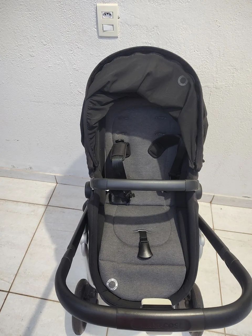 Carrinho Bebê MaxiCosi Lila CP Preto - Foto 4