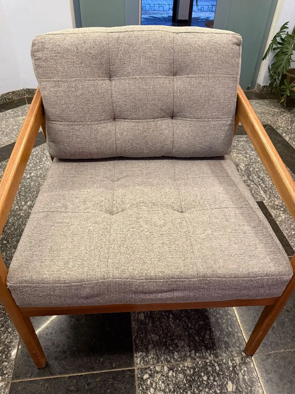 Vende-se poltronas lindas pela metade do preço. - Foto 3