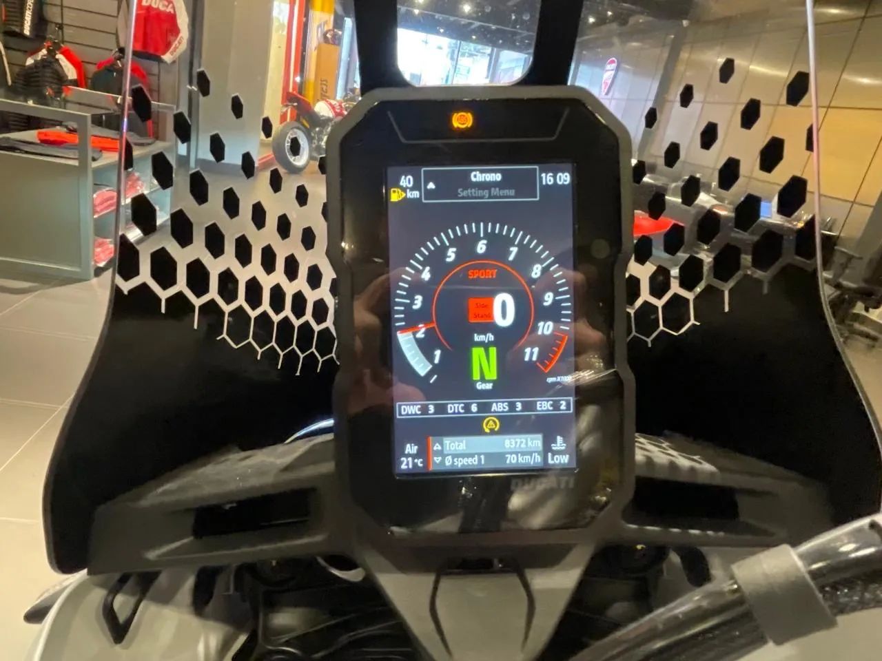 DUCATI DESERTX 2025 - Foto 5